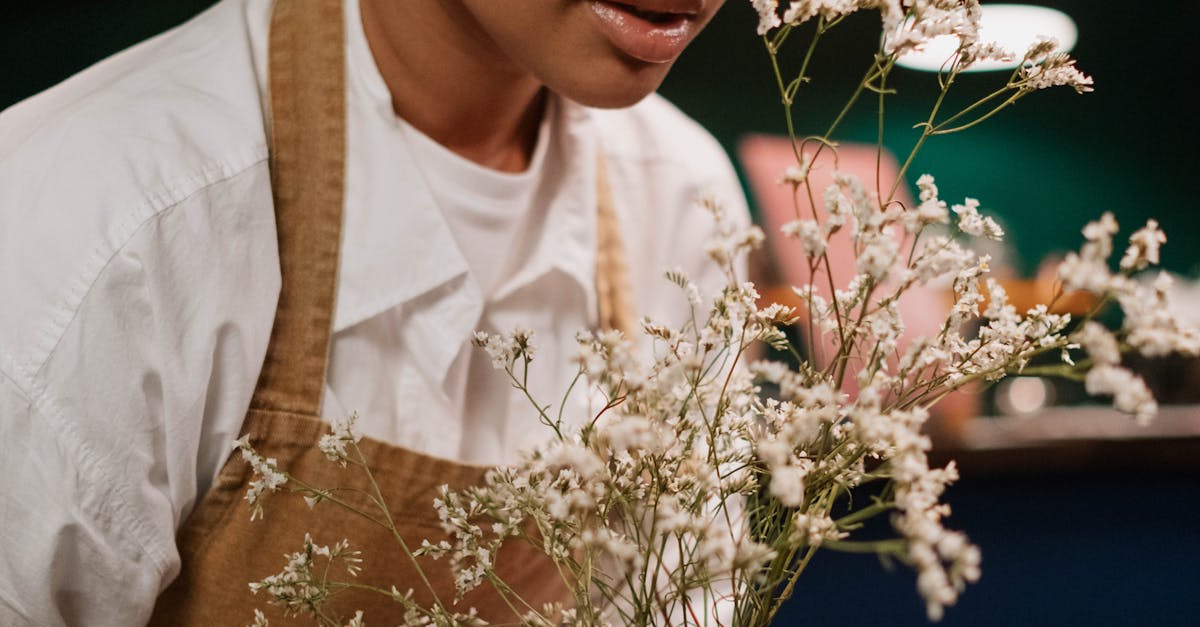 Budget-Friendly Ideas for Eye-Catching Reception Centrepieces