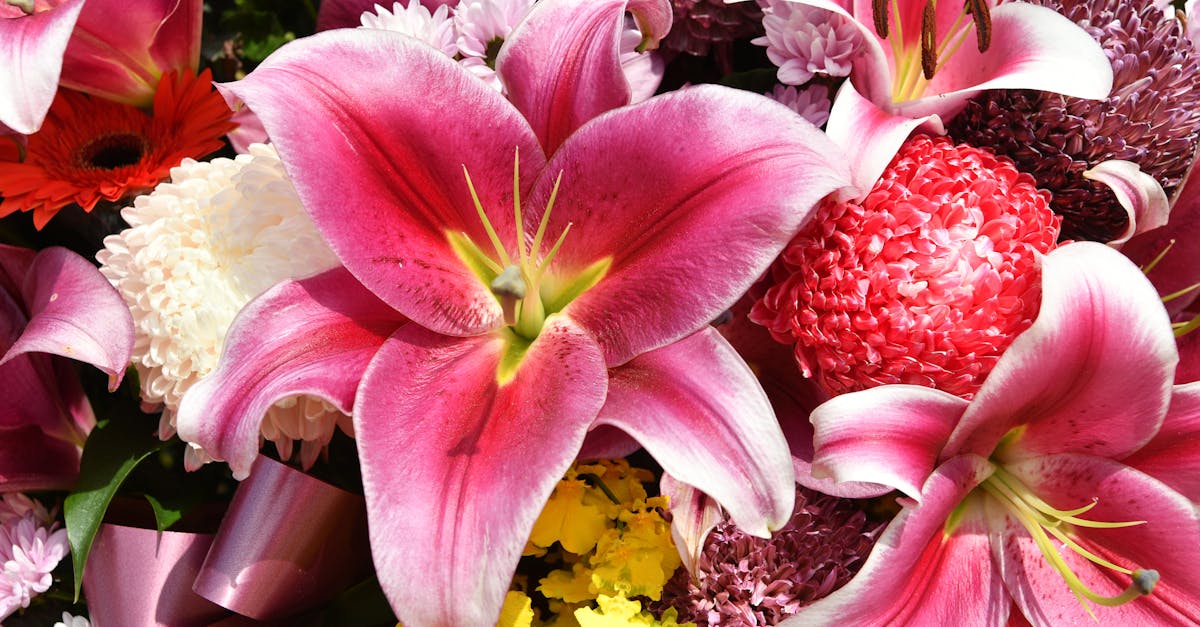 Engaging Employees through In-House Floral Workshops