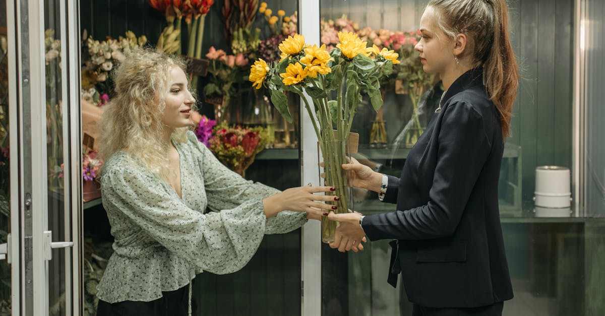 The Secrets to Crafting Dynamic Floral Installations